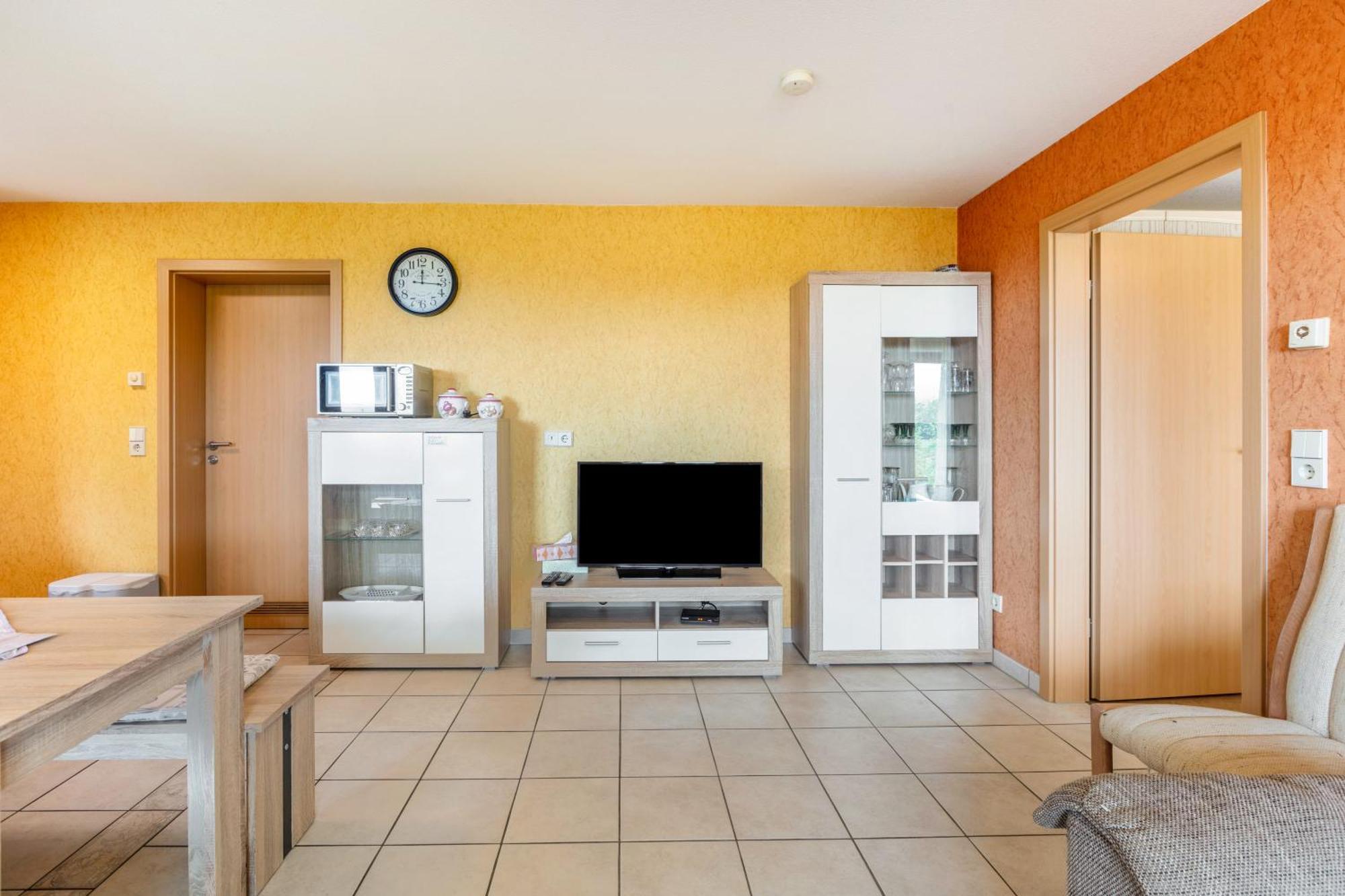 Haus Landblick Apartment Zell im Wiesenthal Luaran gambar
