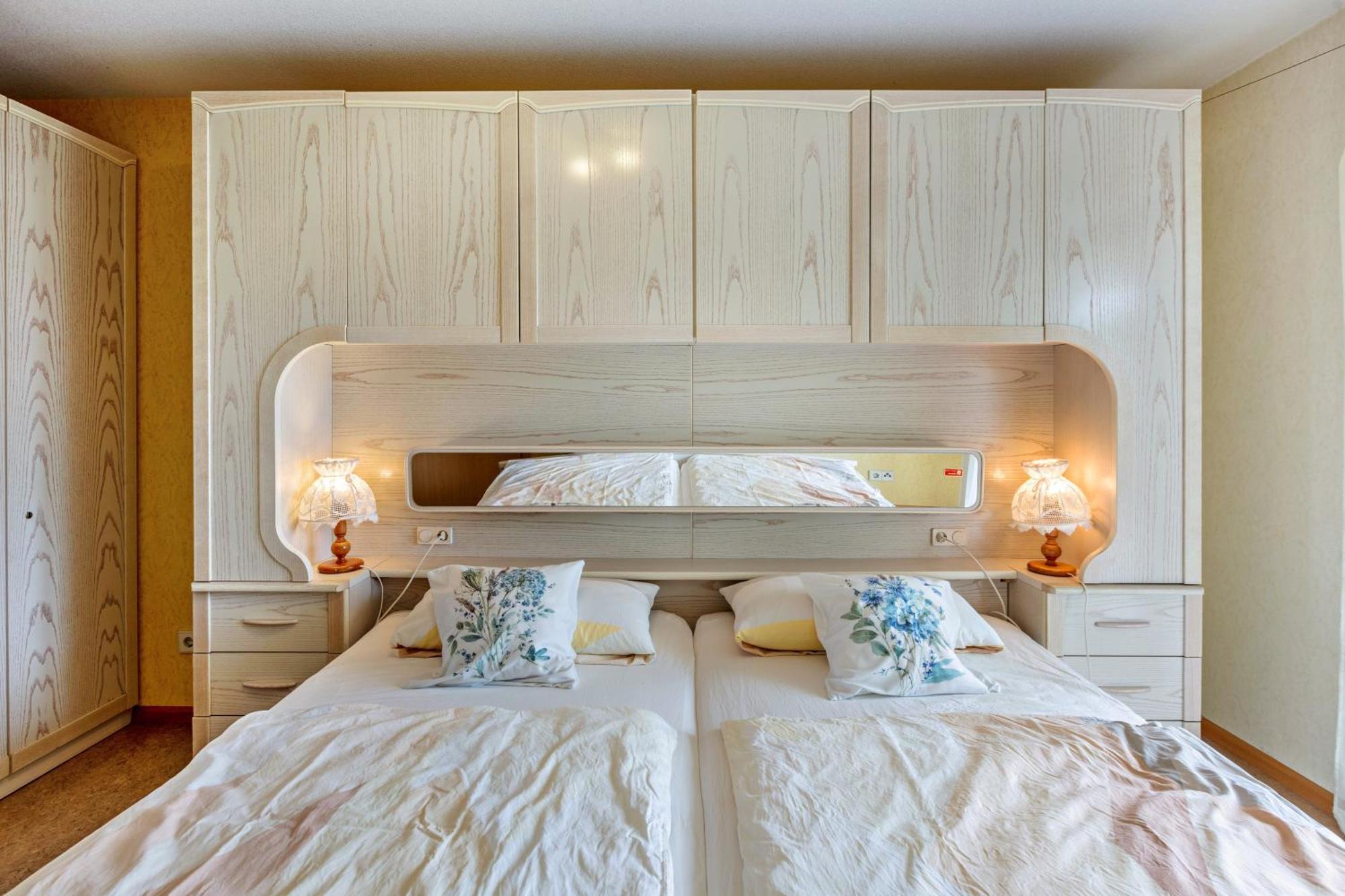 Haus Landblick Apartment Zell im Wiesenthal Luaran gambar