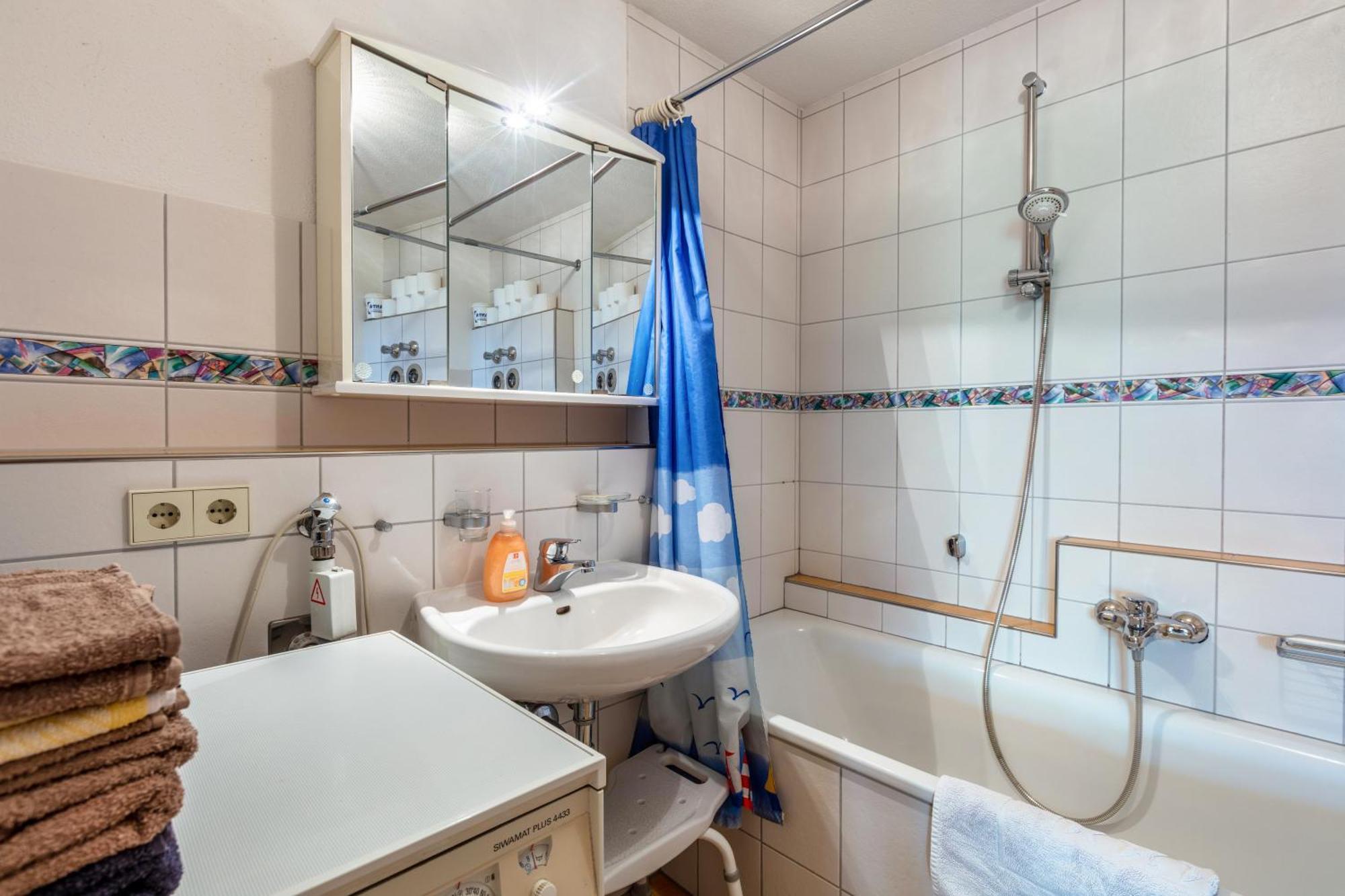 Haus Landblick Apartment Zell im Wiesenthal Luaran gambar